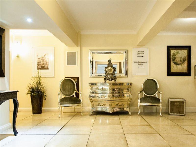 Oyo Clayton Lodge Ньюкасл-андер-Лайм Экстерьер фото